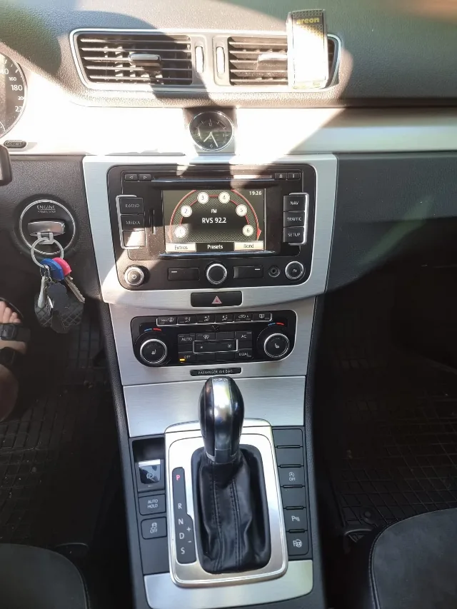 Vand vw passat b7 2.0 tdi 140 cp motor cffb – fotografia 6 din 8