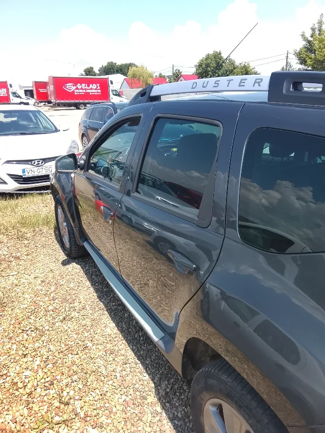 Mașina este întreținută arata forte bine cu dotari – fotografia 7 din 8