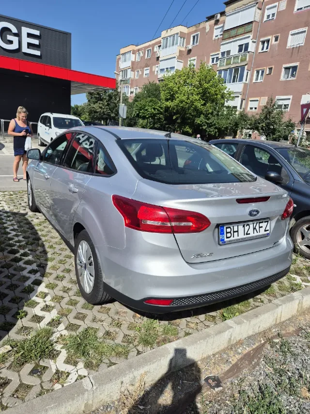 Ford Focus StLine 91000 km – fotografia 2 din 2