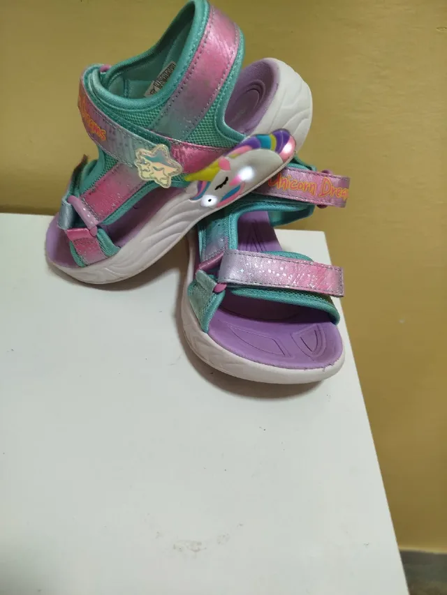 Sandale Skechers fetite – fotografia 2 din 3