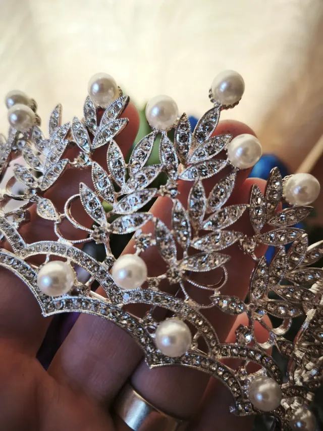 Tiară elegantă pentru mireasă – Suceava, Suceava