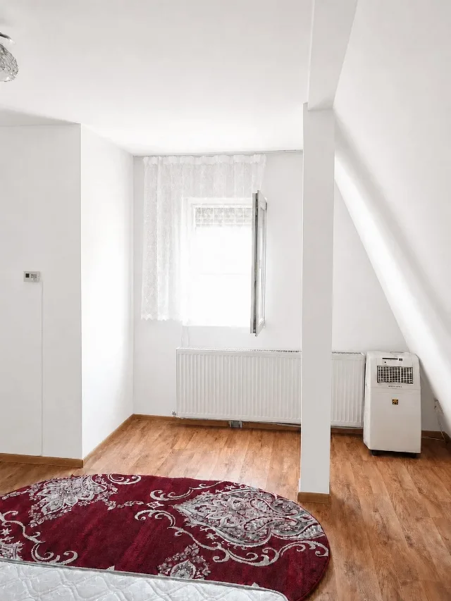 Proprietar vand apartament | 2 camere 50 mp|Centrala proprie+Parcare|Sector 4, Aleea Resita. – fotografia 5 din 8