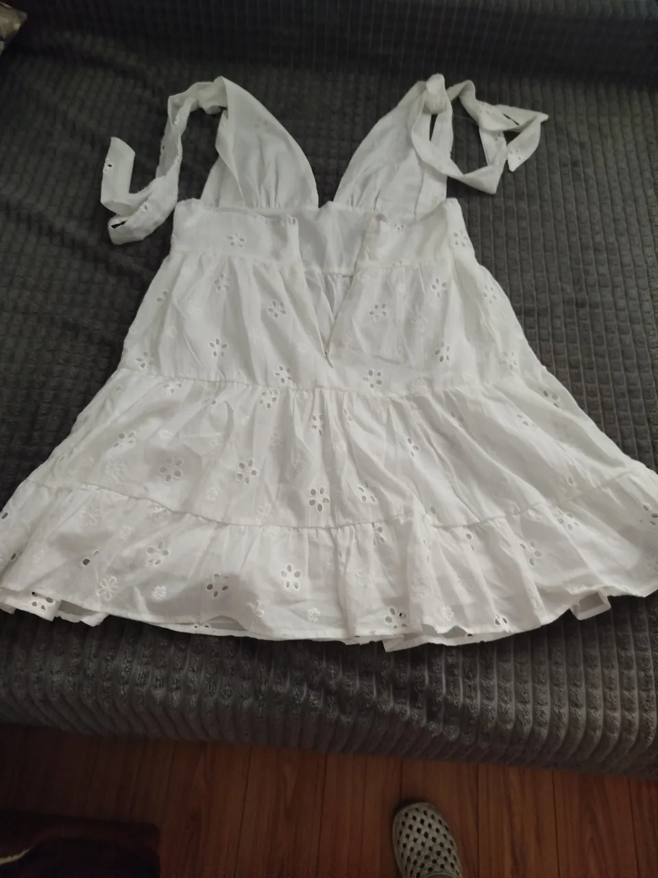 Rochie in cu broderie sparta – Mangalia, Constanța