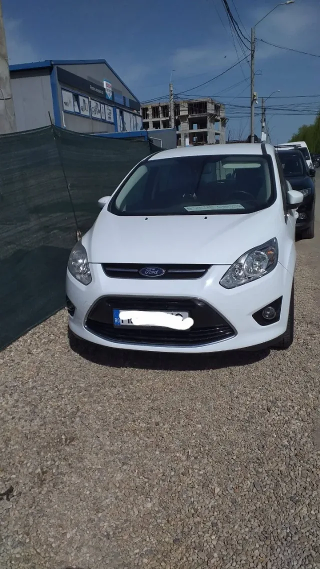 Ford Grand CMax – fotografia 3 din 7