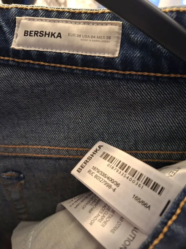 bermude Bershka betelie încrucișată pictati, 36 – fotografia 6 din 8