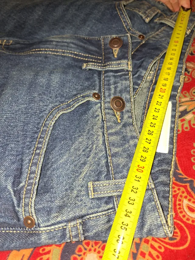 bermude Bershka betelie încrucișată pictati, 36 – fotografia 7 din 8
