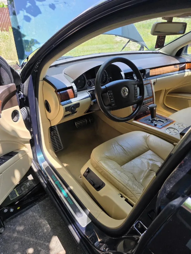 Volkswagen phaeton 3.2v6 – fotografia 3 din 7