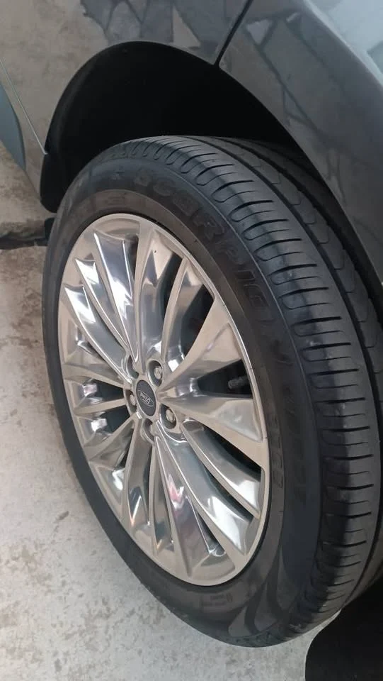 Ford Edge Vigniale 2020 – fotografia 8 din 8
