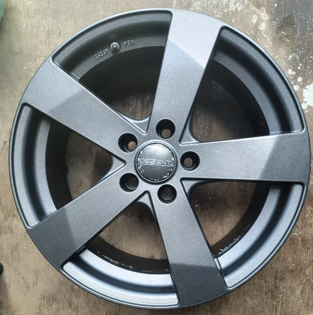 Jante aliaj 17 zoll marca Dezent, gama Volvo, cu senzori de presiune montati.  5x108 – fotografia 2 din 7