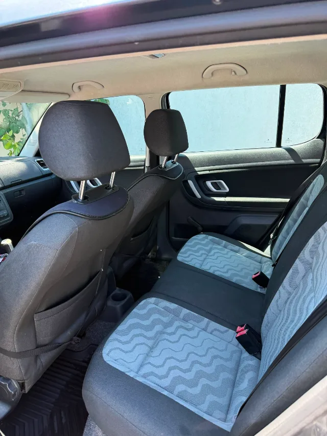 Skoda Fabia 1,4 ,16 v benzina 2008 – fotografia 6 din 7