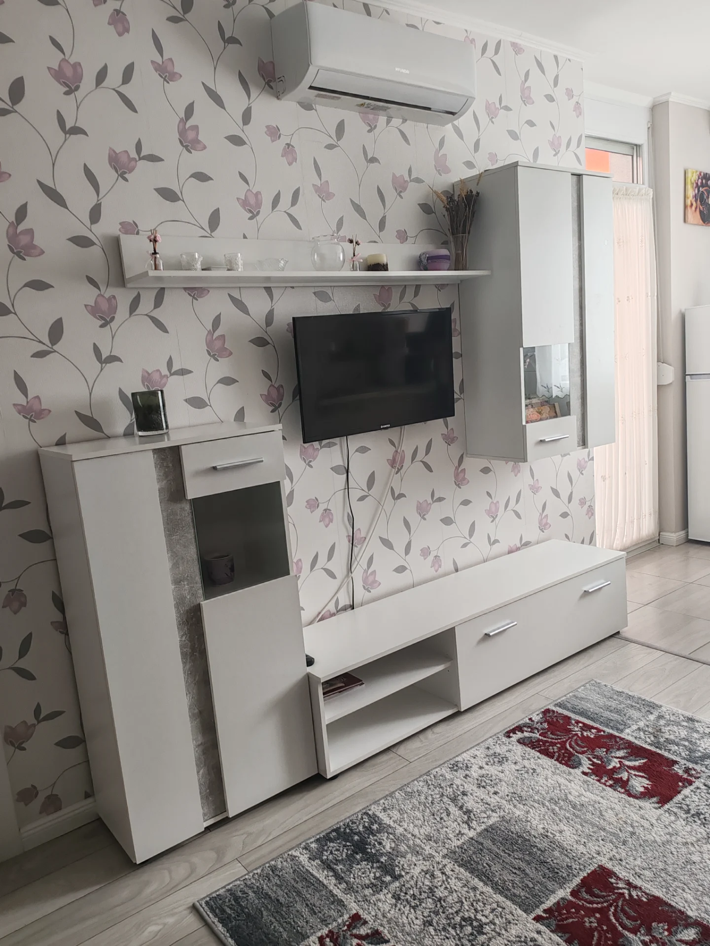 Închiriere apartament 2 camere Oradea, în complex rezidential – fotografia 1 din 8