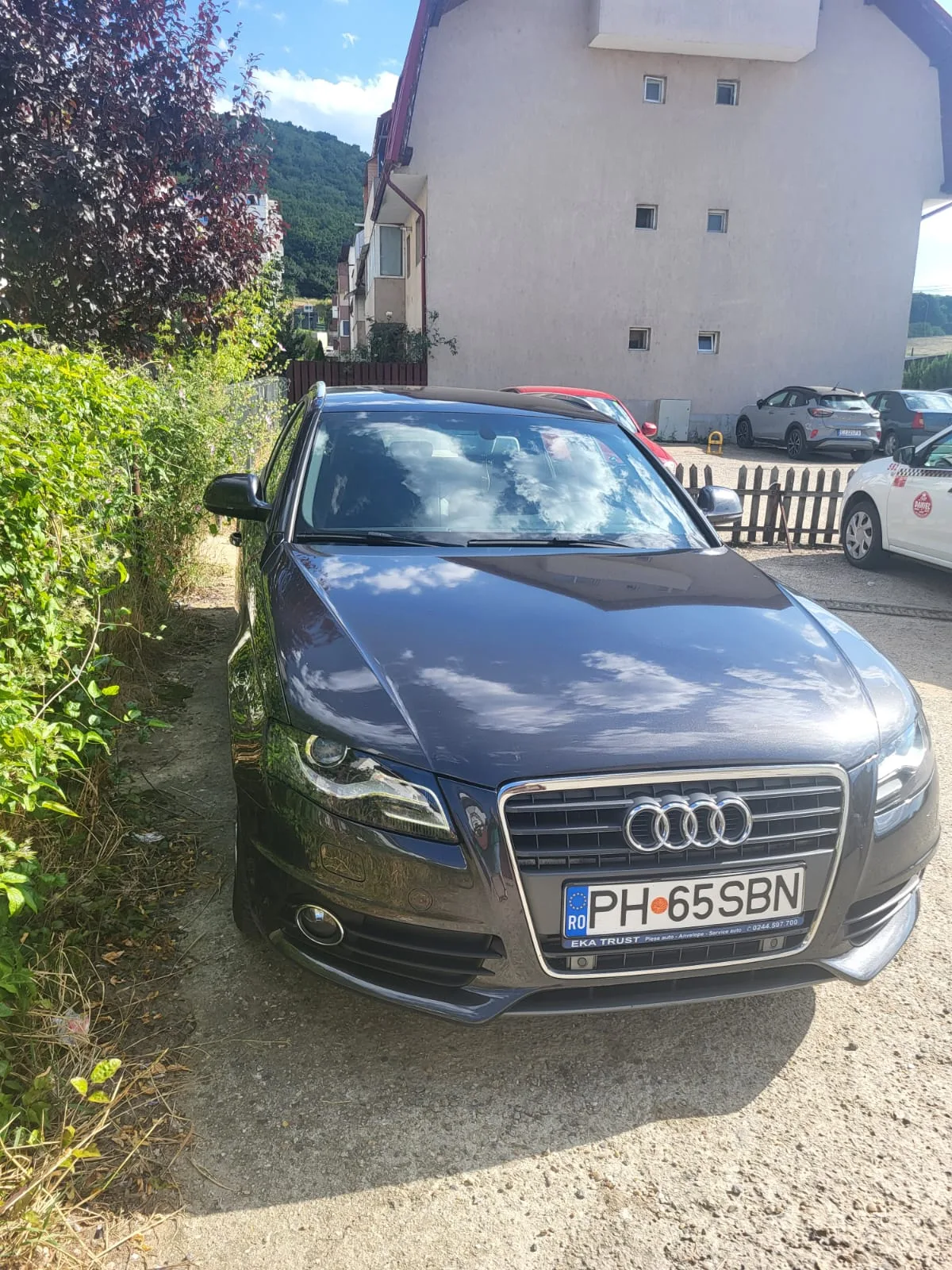 Audi A4 B8 2009 Manuala – fotografia 1 din 8