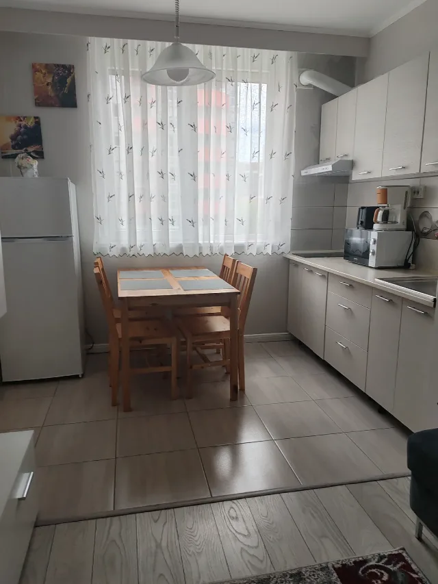 Închiriere apartament 2 camere Oradea, în complex rezidential – fotografia 8 din 8
