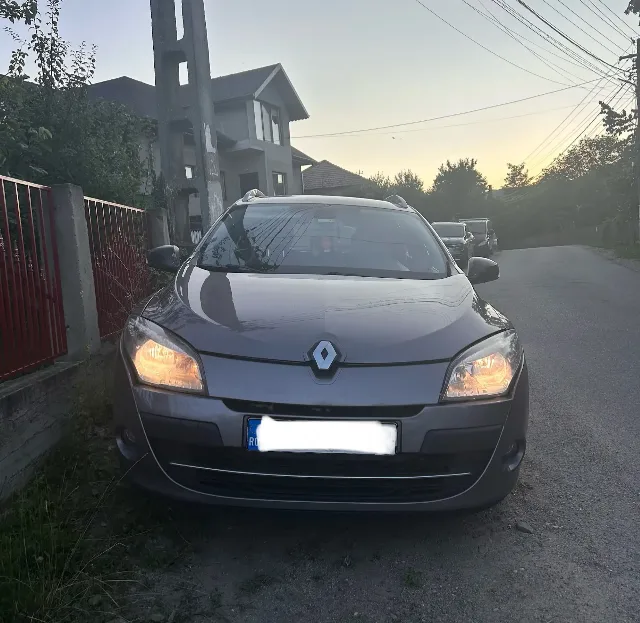 Vând Renault Megane 3,An fabricație 2012 – fotografia 2 din 8