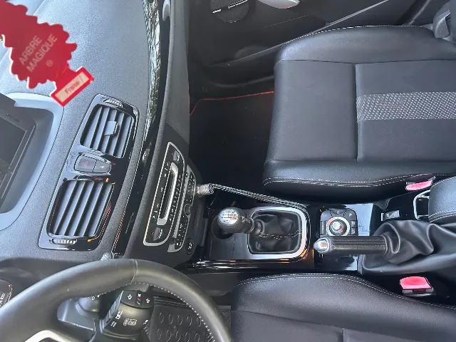 Vând Renault Megane 3,An fabricație 2012 – fotografia 4 din 8