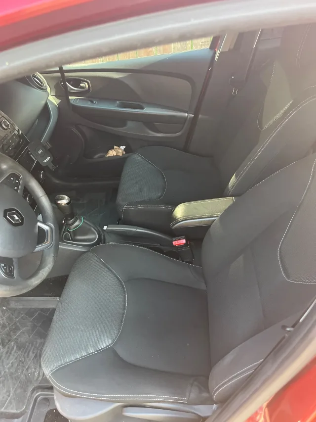 Renault Clio 4 2019 – fotografia 8 din 8