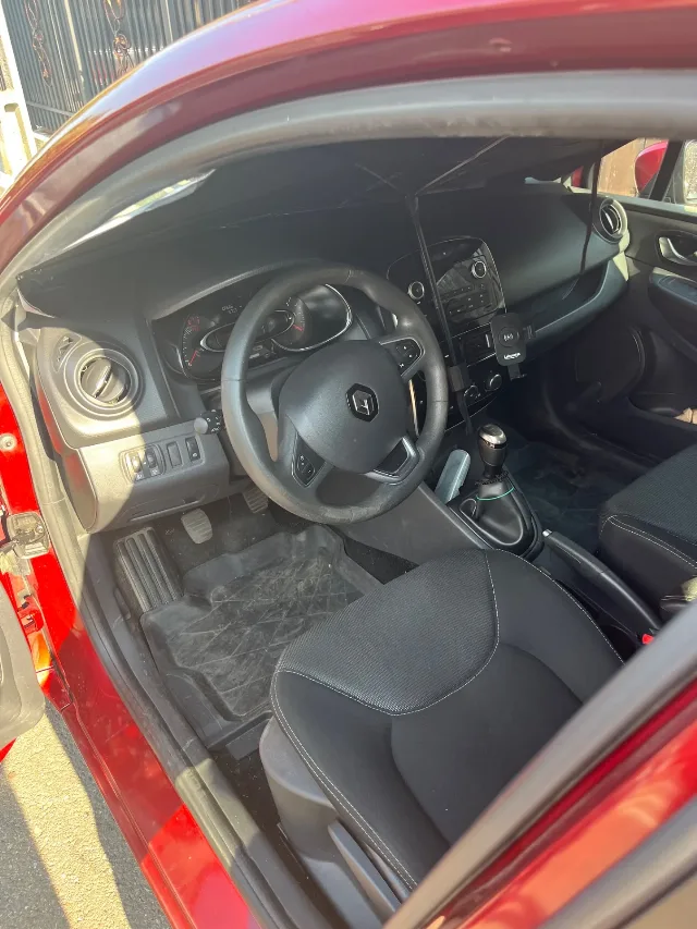 Renault Clio 4 2019 – fotografia 4 din 8