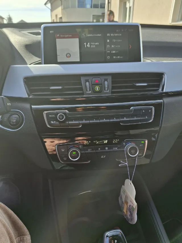 Vand BMW X1 18d Automat – fotografia 3 din 8