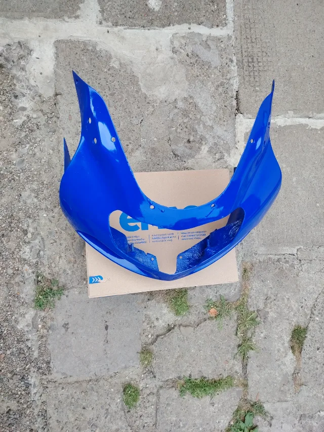 CARENA frontala suzuki gsxr  / K 1 K 2 K 3 – fotografia 4 din 8