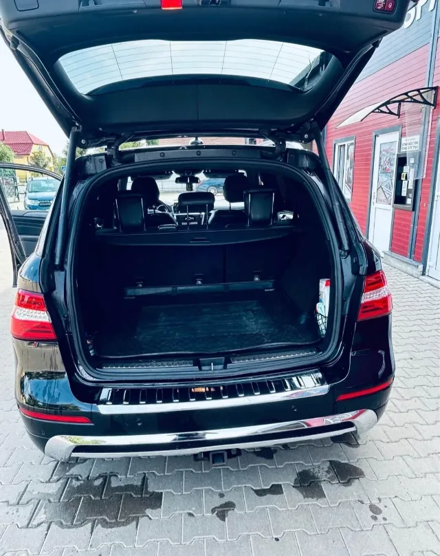 Mercedes-Benz ML 350 BlueTEC 4MATIC – De vânzare  ✅ An fabricație: 2014 ✅ Motor: 3.0 Diesel (2987 cm³) ✅ Putere: 258 CP ✅ Cutie de viteze: Automată ✅ – fotografia 4 din 8