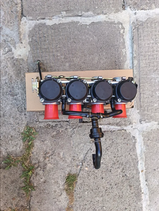 CARBURATOARE / suzuki / gsxr / 600 / SRAD – fotografia 4 din 8