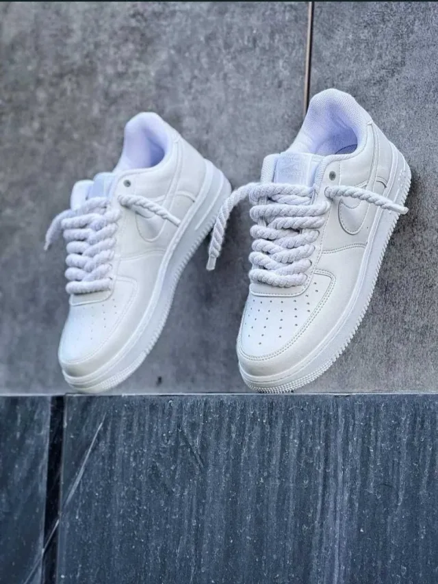 NIKE AIR FORCE 1 LOW BLACK ROPE LACES – fotografia 1 din 5