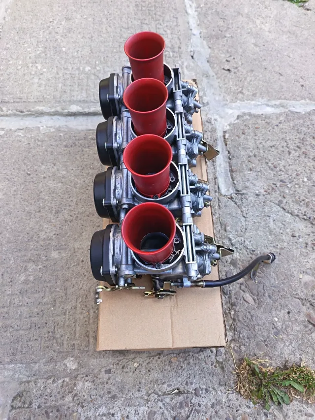 CARBURATOARE suzuki gsxr 600 / SRAD – fotografia 7 din 8