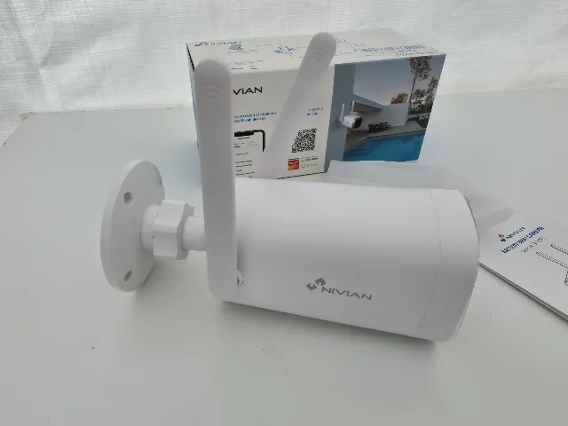 NIVIAN NVS IPC 06 BAT Cameră Wi-Fi de exterior 1080p cu inteligență artificială, cu baterie 10.400 mAh – fotografia 2 din 6