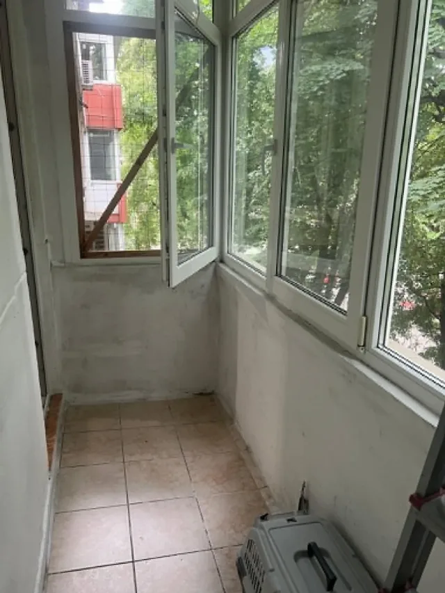 Vânzare apartament cu 2 camere, 3/4, situat în cartierul Pajura, pe Strada Pajurei nr. 19, – fotografia 2 din 8