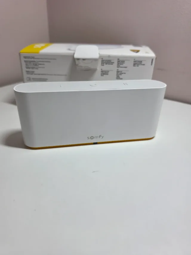 Unitate de comanda Somfy Tahoma Switch DIY control smart home – fotografia 4 din 4