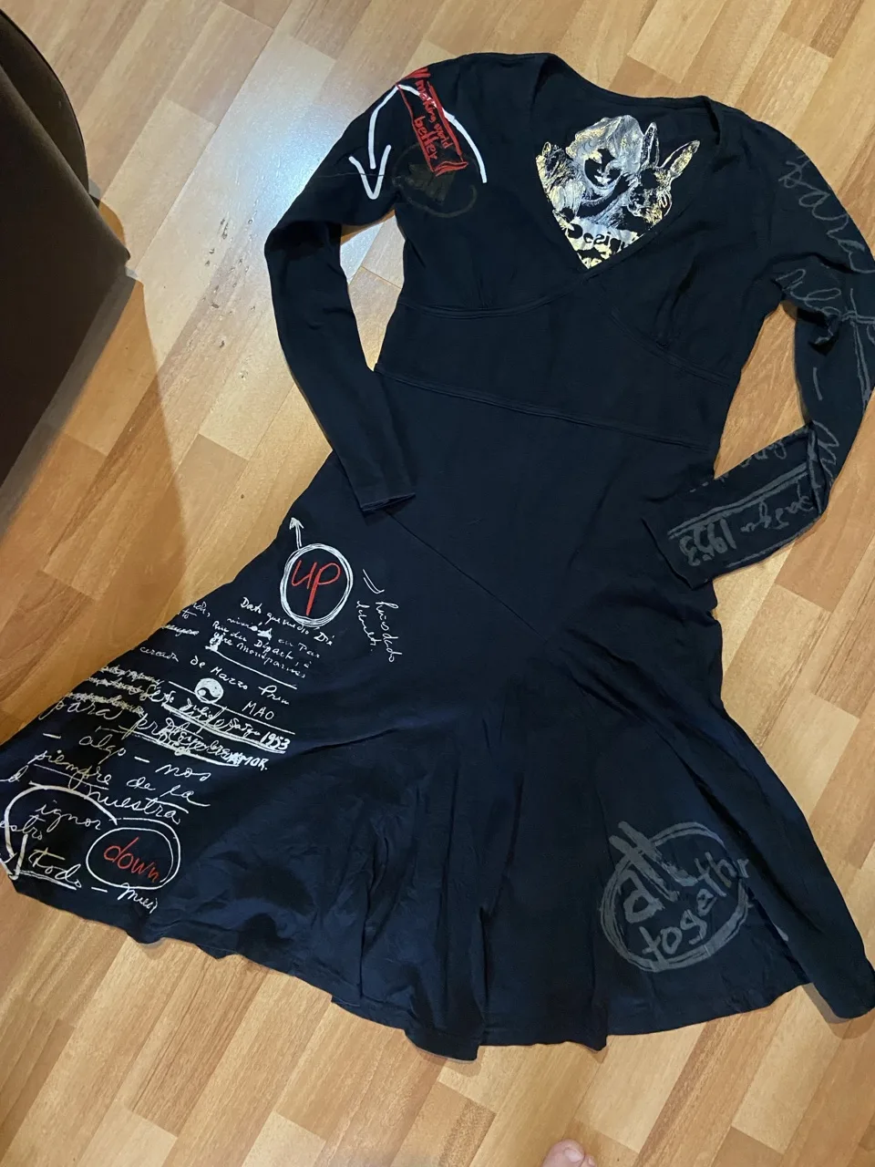 Rochie neagră vintage Desigual cu mânecă lungă – Focsani, Vrancea