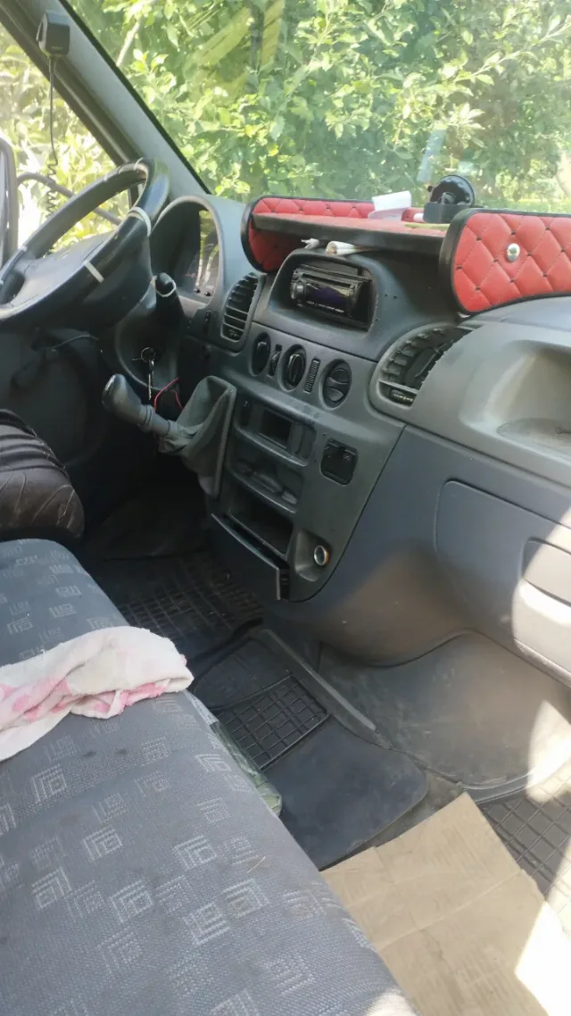 Mercedes sprinter basculanta – fotografia 5 din 6