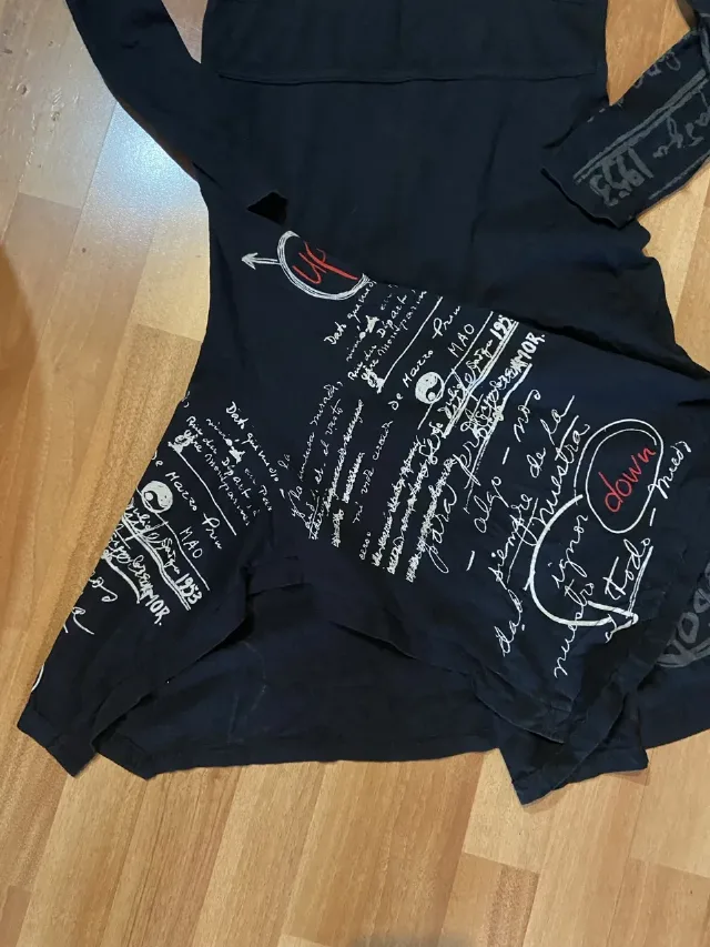 Rochie neagră vintage Desigual cu mânecă lungă – fotografia 2 din 6