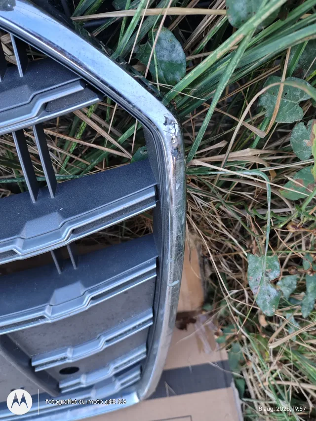 Grila radiator Audi A6 C7 S6 – fotografia 3 din 5