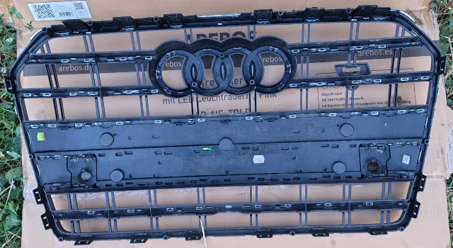 Grila radiator Audi A6 C7 S6 – fotografia 2 din 5