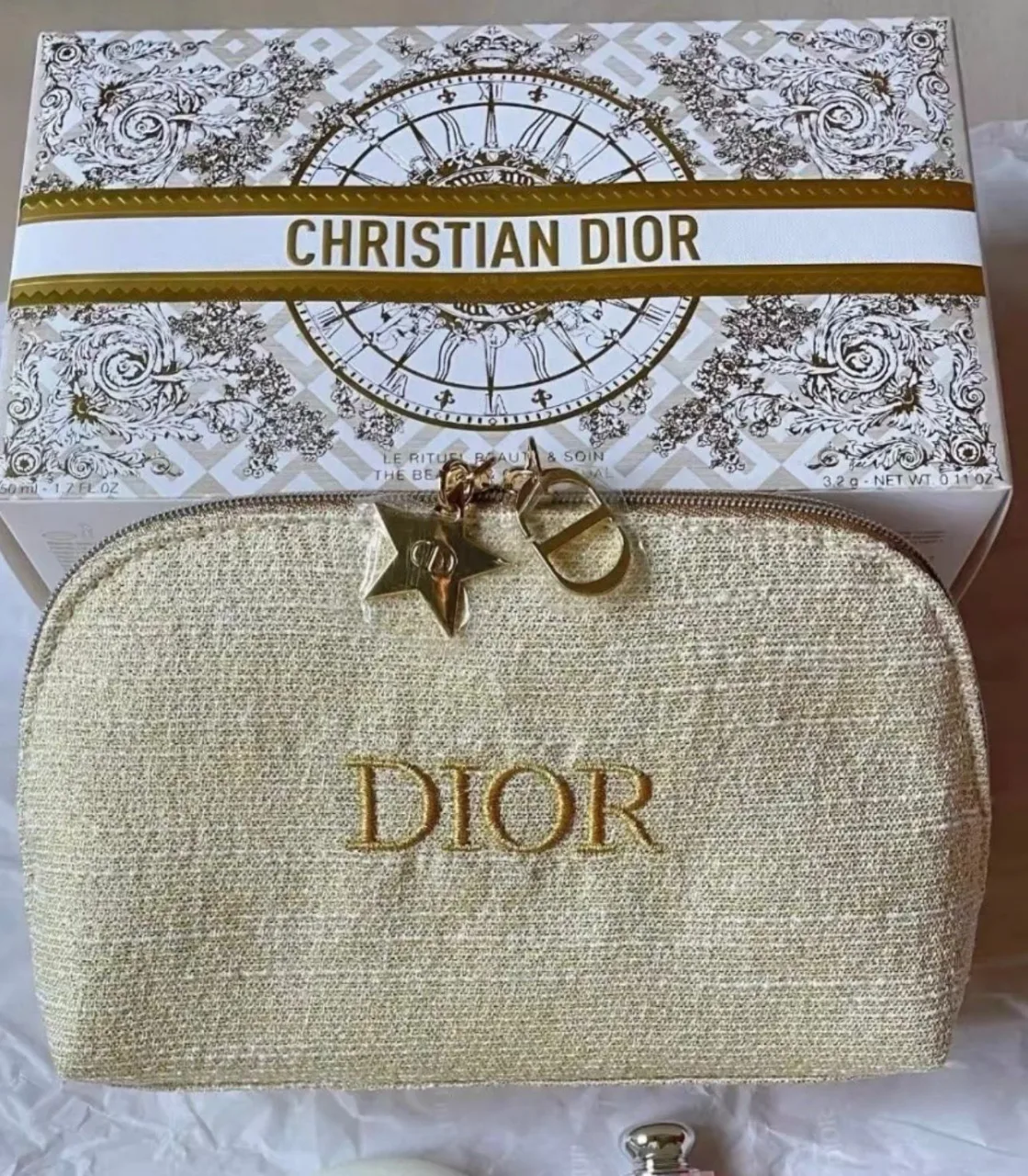 Portfard Dior Gold, editie limitata – fotografia 1 din 5