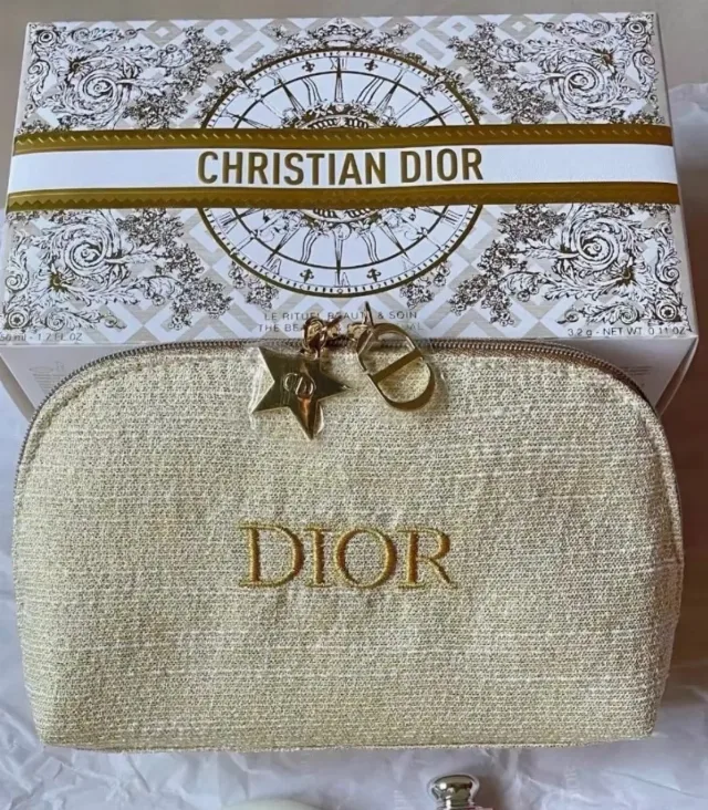 Portfard Dior Gold, editie limitata – fotografia 1 din 5