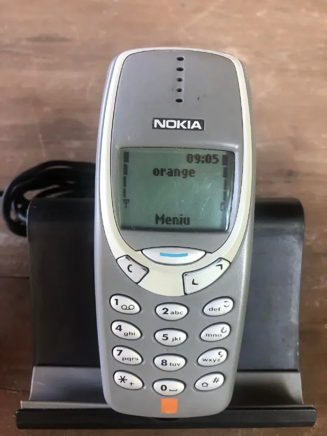 Nokia 3310 vintage de colectie – fotografia 2 din 8