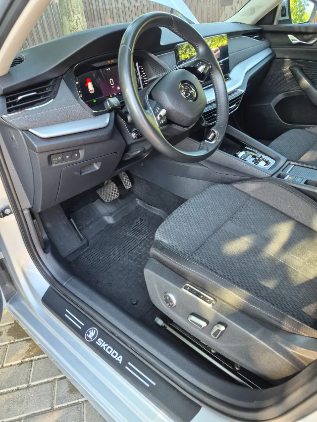 Skoda octavia 4 2.0/150 c.p. – fotografia 6 din 8