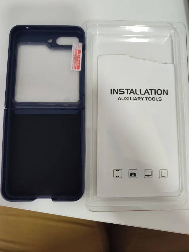 Husa de protecție Samsung Galaxy Z Flip 5 – fotografia 1 din 2