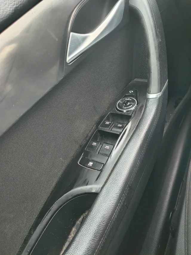 Hyundai i40 diesel – fotografia 5 din 7