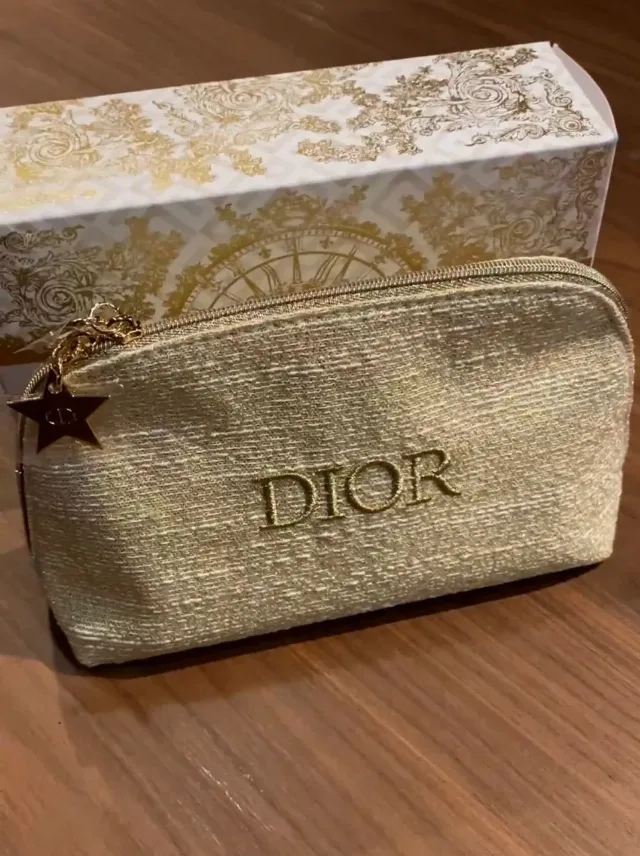 Portfard Dior Gold, editie limitata – fotografia 2 din 5