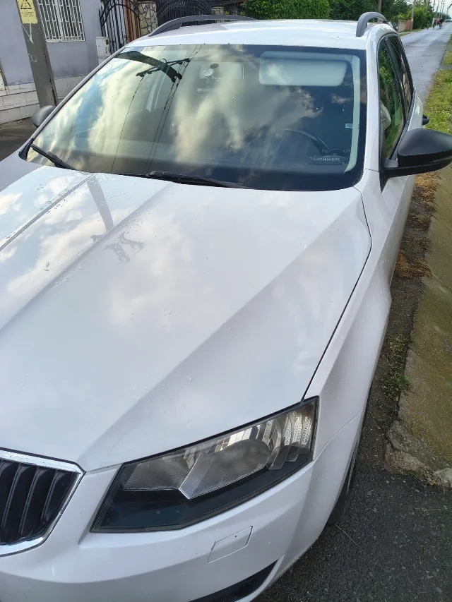 Skoda Octavia 3 1.6tdi – fotografia 3 din 3