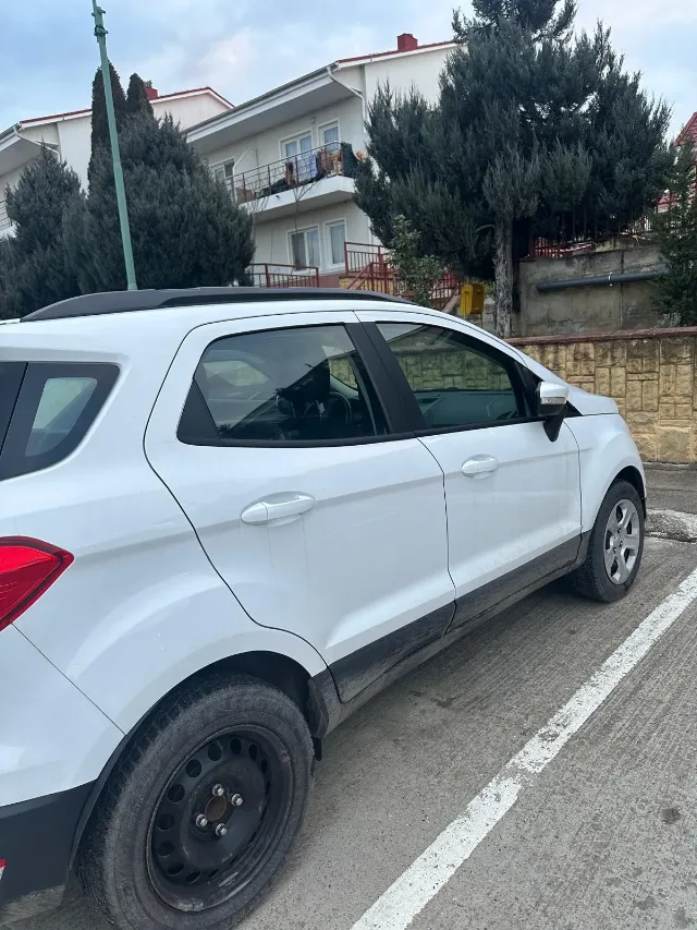 FORD ECOSPORT unic proprietar – fotografia 6 din 8