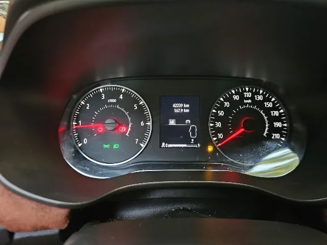 Dacia stepway2023  ecoGBENZINA GAZ DIN FABRICA 42000KM PRET 14000DE EURO NEGOCIABIL STAREA MASINI IMPECABILA MASINA E RETAPITATA SI CU LUMINI AMBIENTALE – fotografia 8 din 8