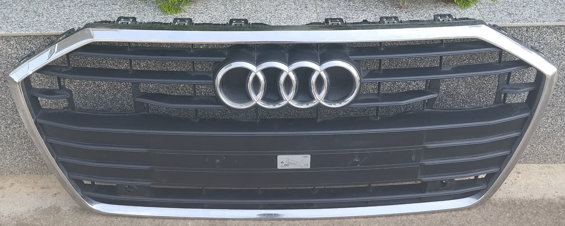 Grila radiator originala Audi A6 S6 C8 4K ( 2018 - ) – Joita, Giurgiu