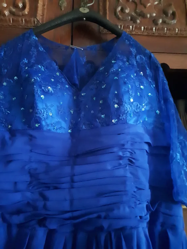 Rochie lungă de ocazie din voal – fotografia 3 din 4