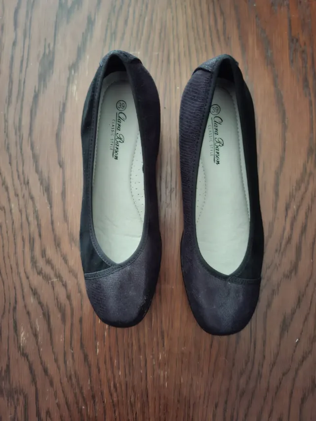 Pantofi de dama Clara Barson, noi. mar.39. – fotografia 1 din 3