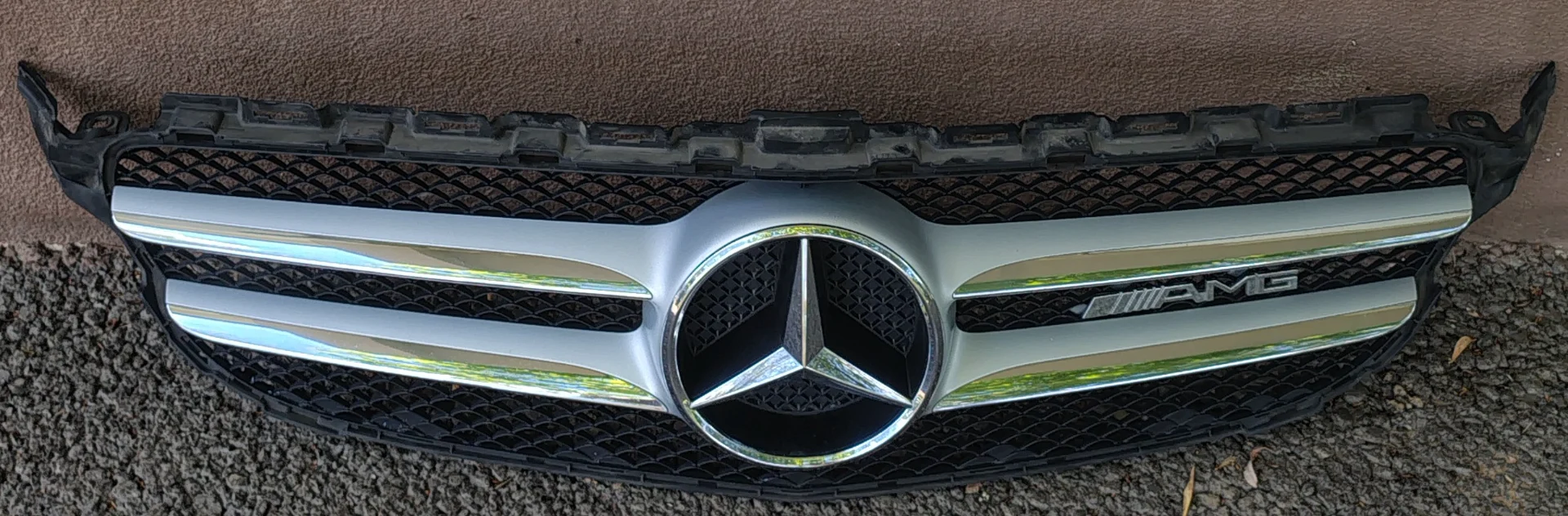 Grila radiator originala Mercedes-Benz W205 ( 2013 - prezent ) – Joita, Giurgiu