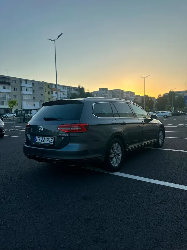 VW Passat 1.4 TSI DSG Confortline – fotografia 3 din 8